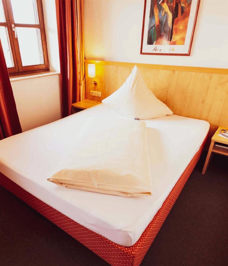 Alter Hof Hotel Vaterstetten Exterior photo